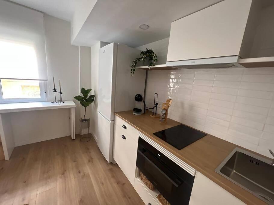 Estudio En La Playa Кульера Экстерьер фото